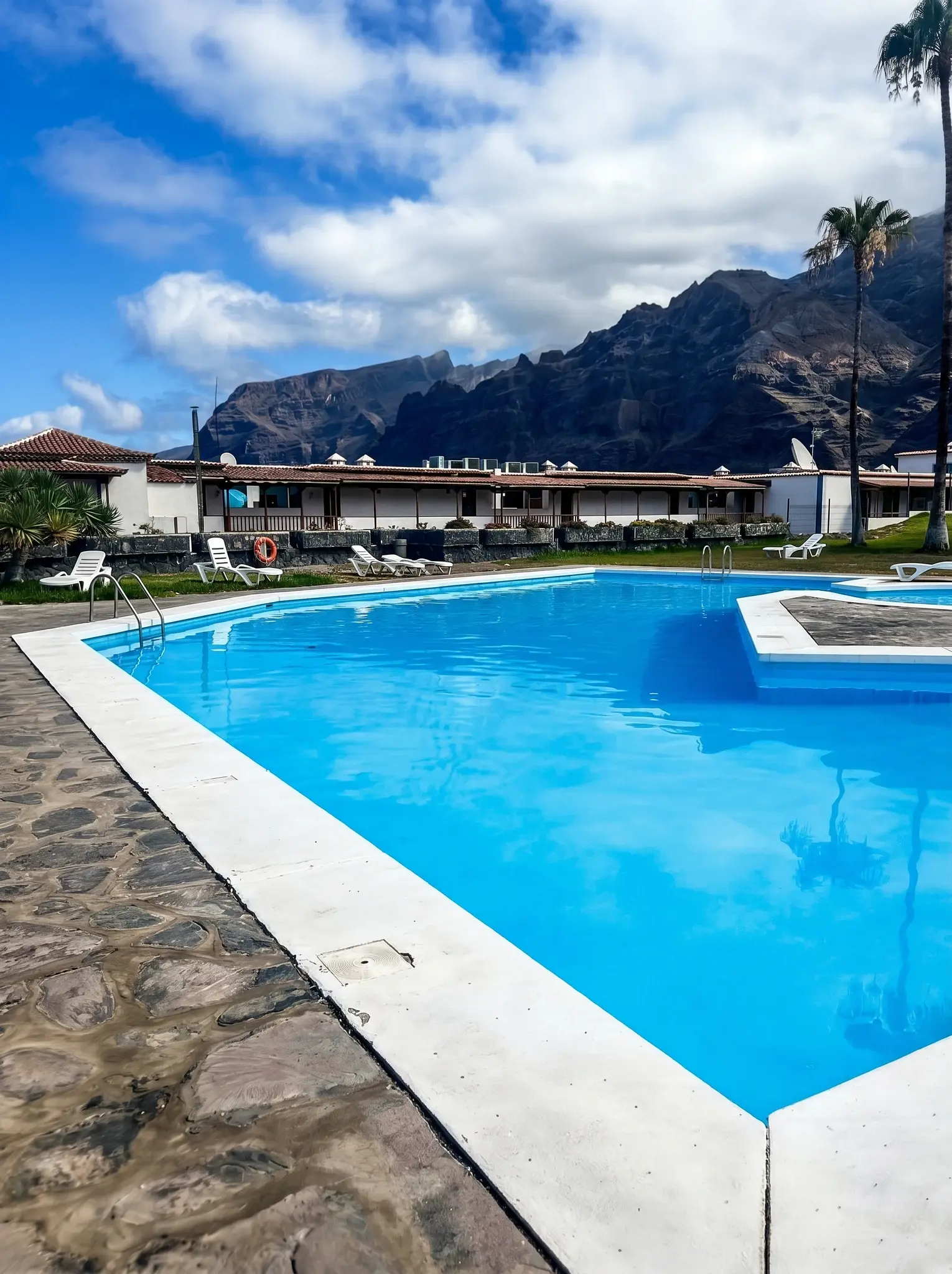 Appartement — Los Gigantes — Appartement rénové à Los Gigantes – Résidence Tamara