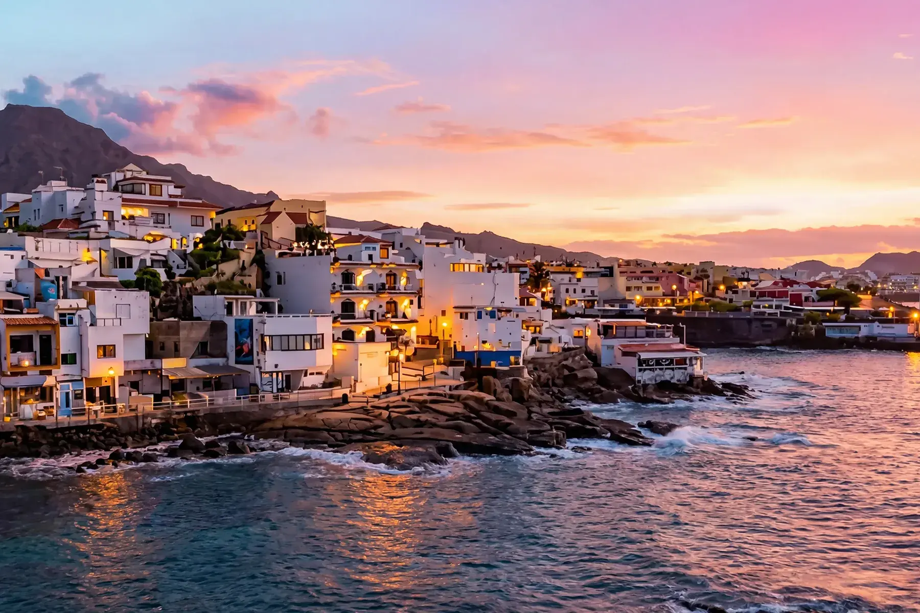 Côte de La Caleta sous le soleil de Tenerife