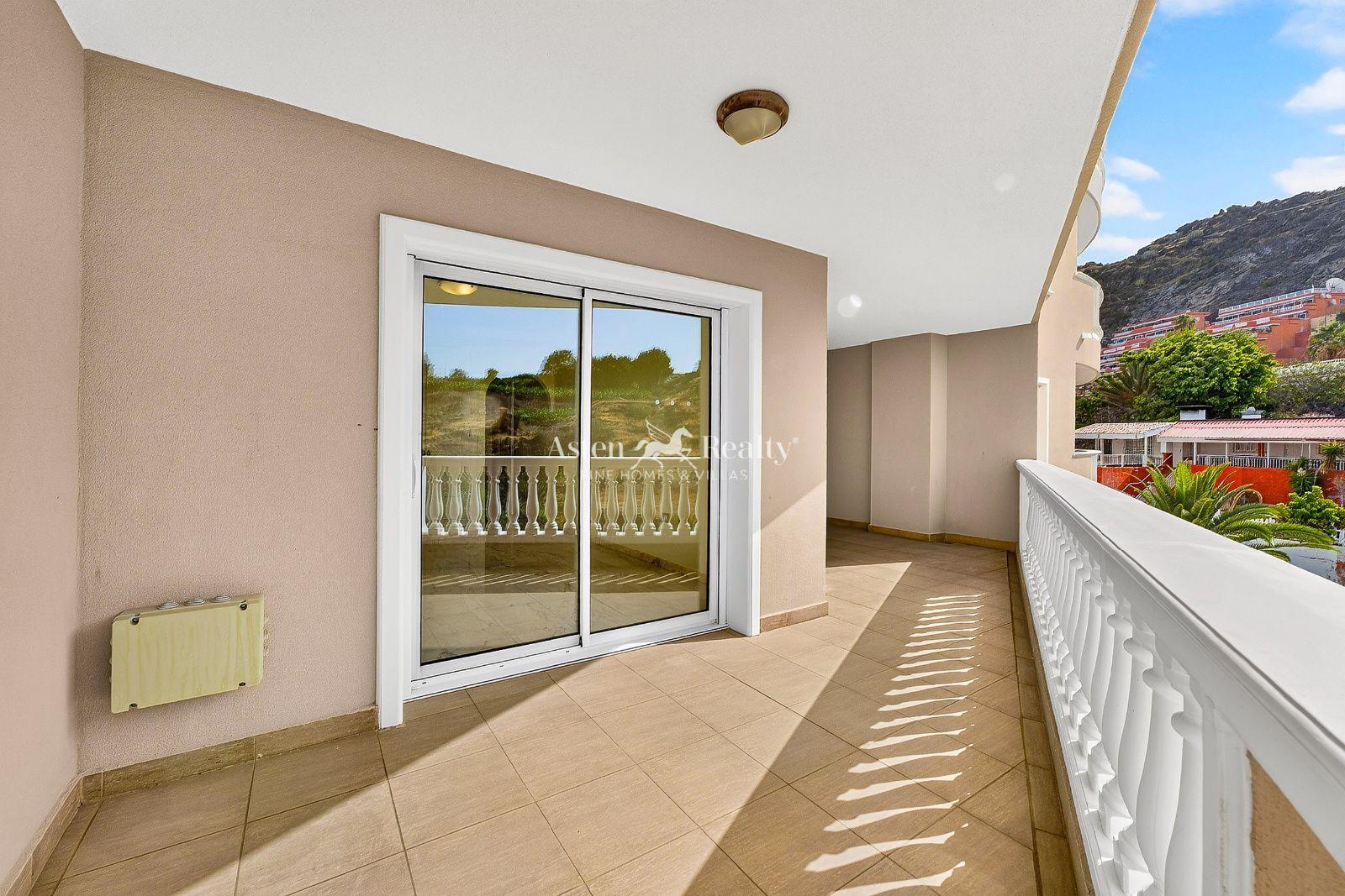 2-bedroom apartment — Los Gigantes — detail view